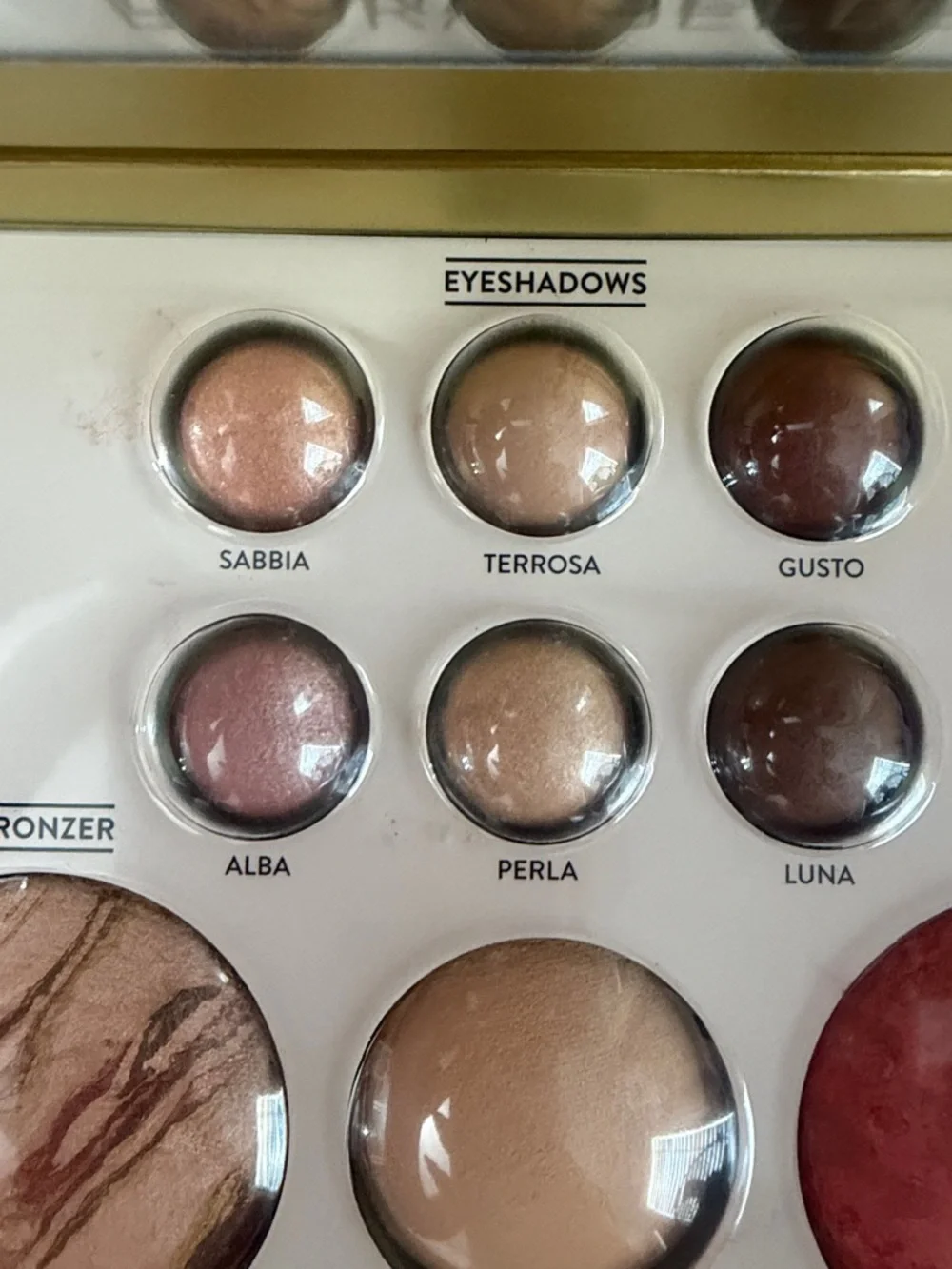 Laura Geller Tuscan Dreams Palette - Cream and Gold Box